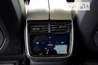 Пікап Rivian R1T 2022 в 