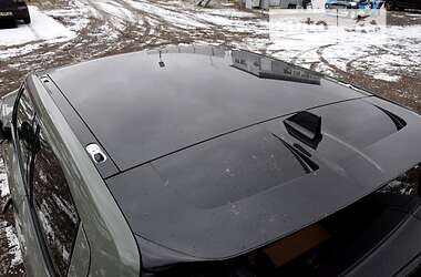 Пікап Rivian R1T 2022 в 