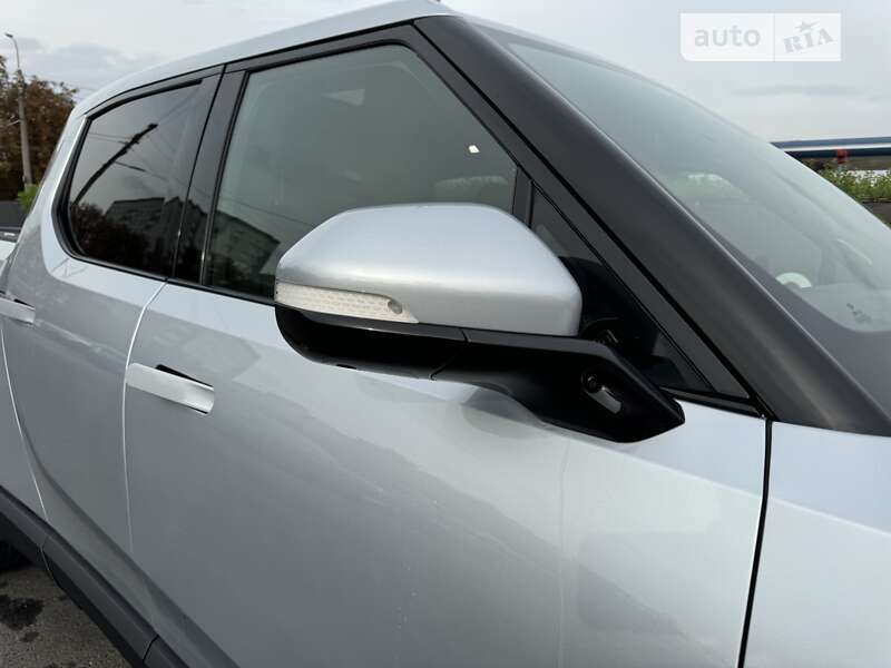 Пикап Rivian R1T 2022 в Луцке