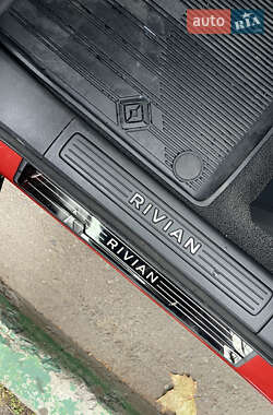 Пикап Rivian R1T 2022 в 