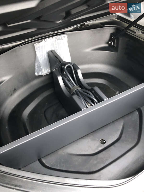 Пикап Rivian R1T 2023 в Виннице