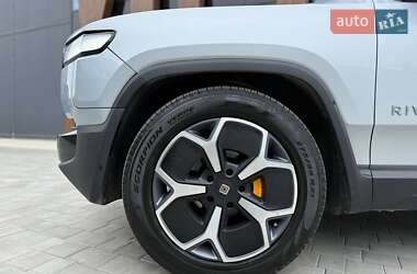 Пікап Rivian R1T 2022 в 