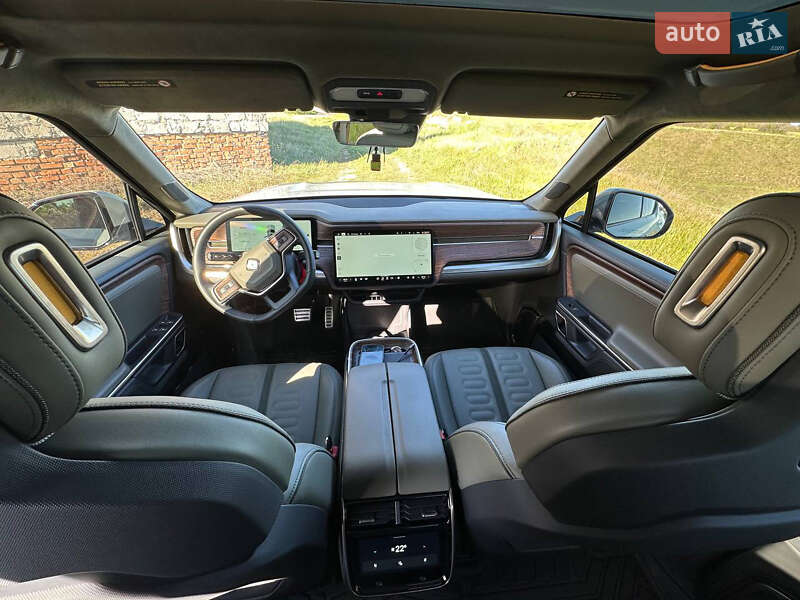 Пікап Rivian R1T 2023 в Овідіополі