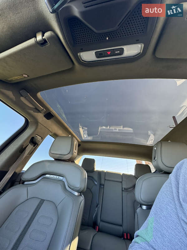 Пікап Rivian R1T 2023 в Овідіополі