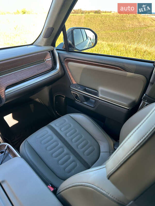 Пікап Rivian R1T 2023 в Овідіополі