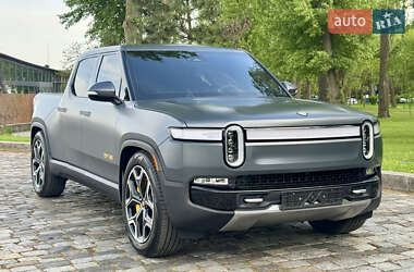 Позашляховик / Кросовер Rivian R1T 2022 в 