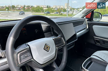 Пикап Rivian R1T 2023 в 