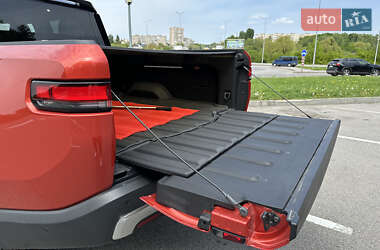 Пикап Rivian R1T 2023 в 