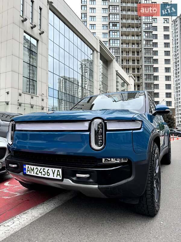 Пікап Rivian R1T 2022 в 