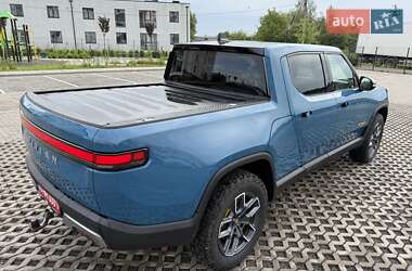 Пікап Rivian R1T 2022 в 