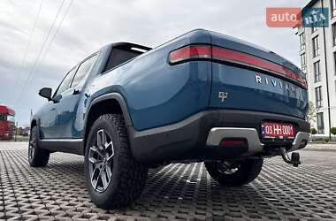 Пікап Rivian R1T 2022 в 