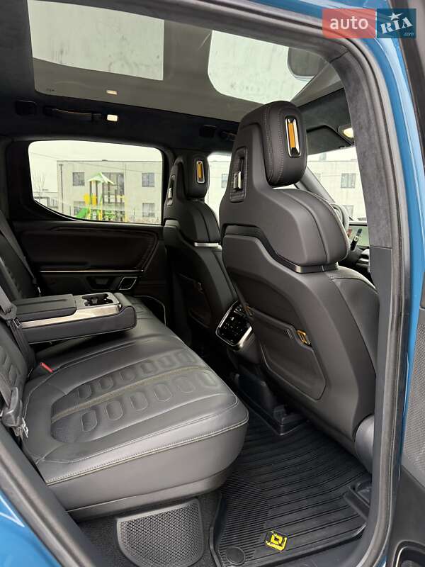 Пікап Rivian R1T 2022 в Луцьку