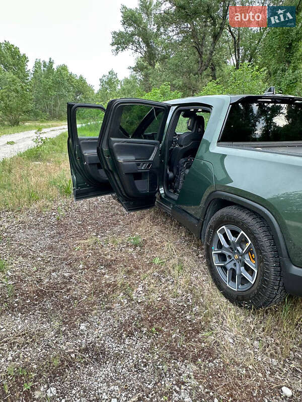 Пикап Rivian R1T 2022 в Днепре