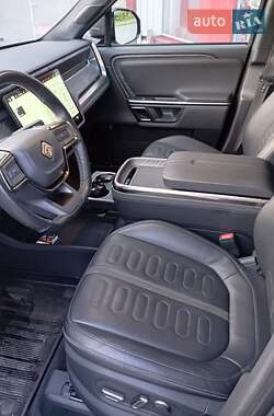 Пікап Rivian R1T 2022 в 