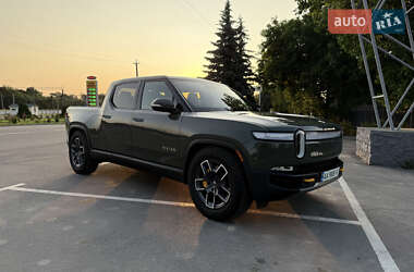 Пікап Rivian R1T 2022 в 