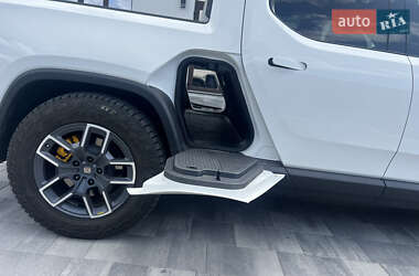 Пикап Rivian R1T 2023 в 