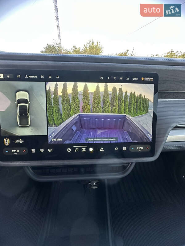 Пикап Rivian R1T 2023 в Ровно