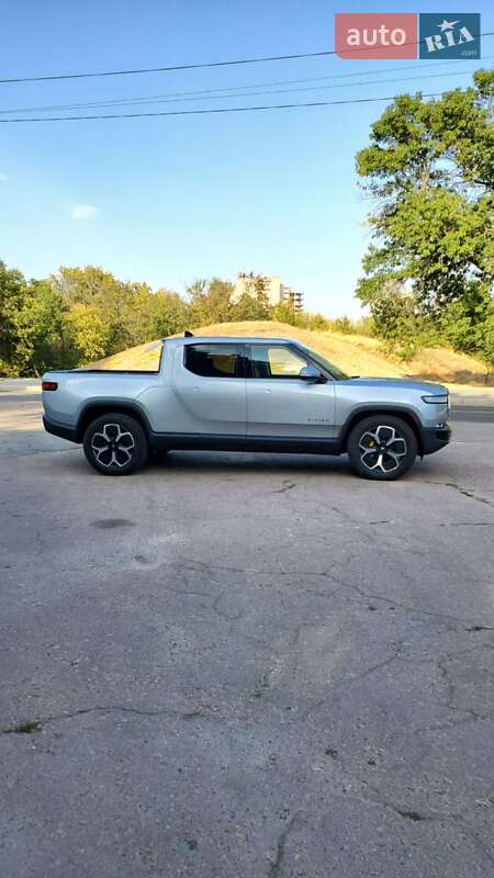 Пікап Rivian R1T 2022 в Кропивницькому