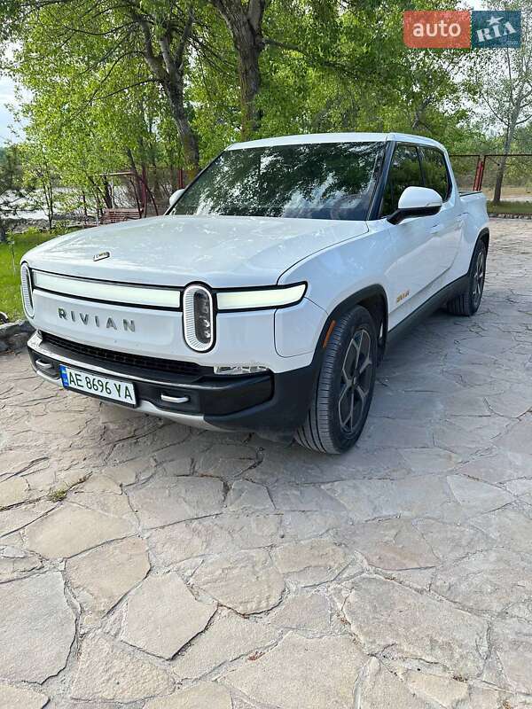 Пікап Rivian R1T 2022 в Дніпрі