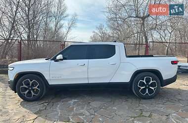 Пикап Rivian R1T 2022 в 