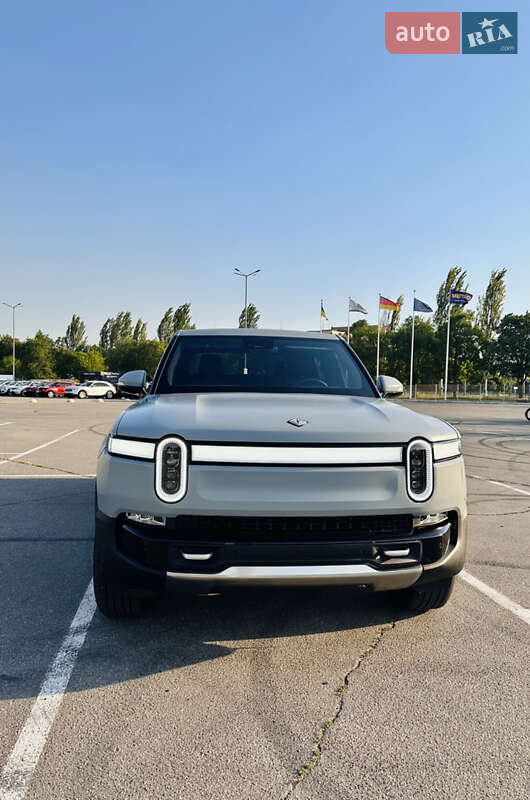 Пікап Rivian R1T 2024 в Дніпрі
