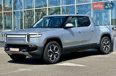 Пікап Rivian R1T 2022 в 