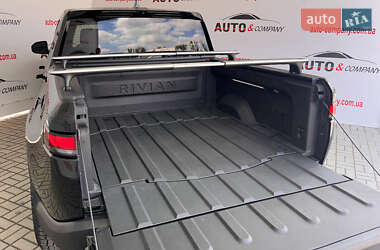 Пікап Rivian R1T 2022 в 