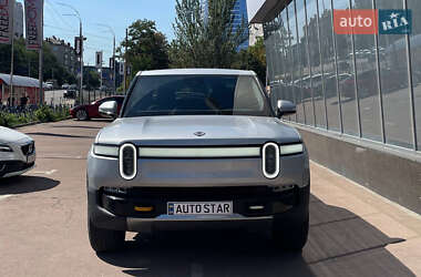 Пікап Rivian R1T 2022 в 