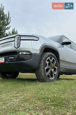 Пикап Rivian R1T 2023 в 
