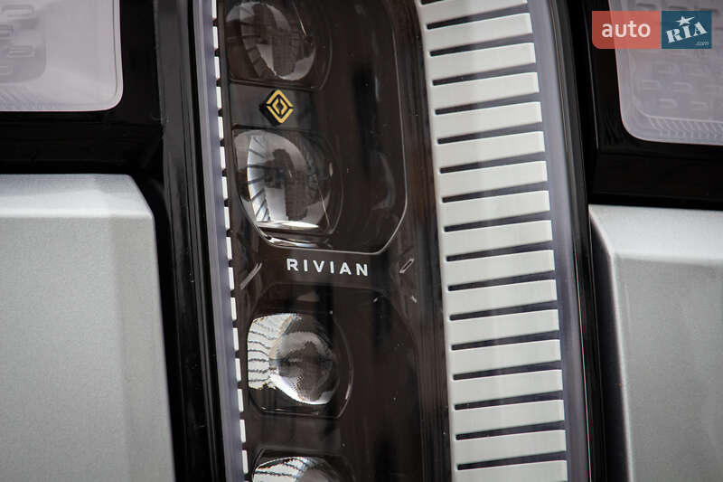 Пікап Rivian R1T 2023 в Львові