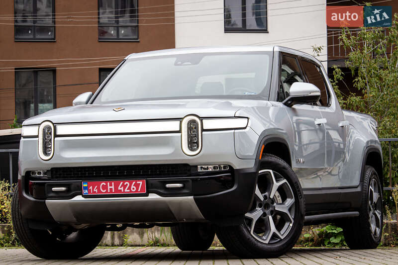 Пікап Rivian R1T 2023 в Львові