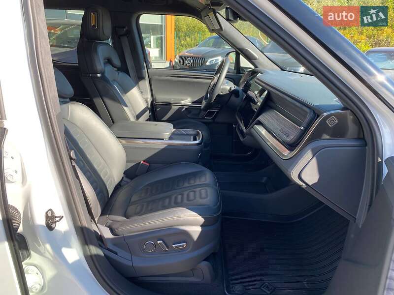 Пикап Rivian R1T 2022 в Львове