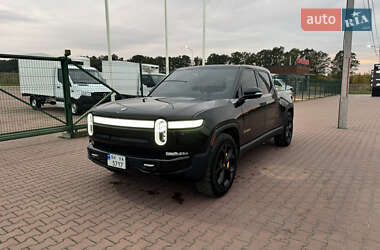 Пікап Rivian R1T 2022 в 