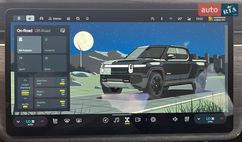 Пикап Rivian R1T 2022 в Львове