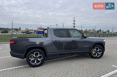 Пікап Rivian R1T 2022 в  фото 8 Пікап Rivian R1T 2022 в