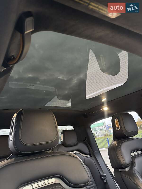 Пикап Rivian R1T 2022 в Нововолынске фото 28 Пикап Rivian R1T 2022 в Нововолынске
