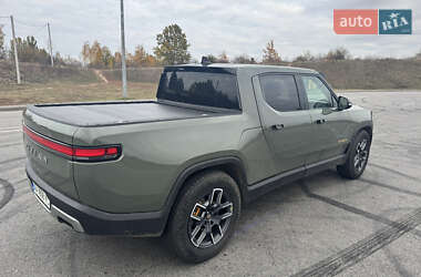 Пикап Rivian R1T 2022 в  фото 8 Пикап Rivian R1T 2022 в