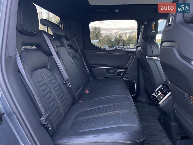 Пікап Rivian R1T 2022 в Києві