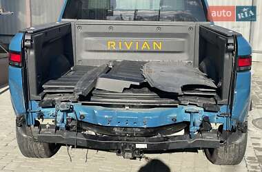 Пикап Rivian R1T 2023 в Ирпене