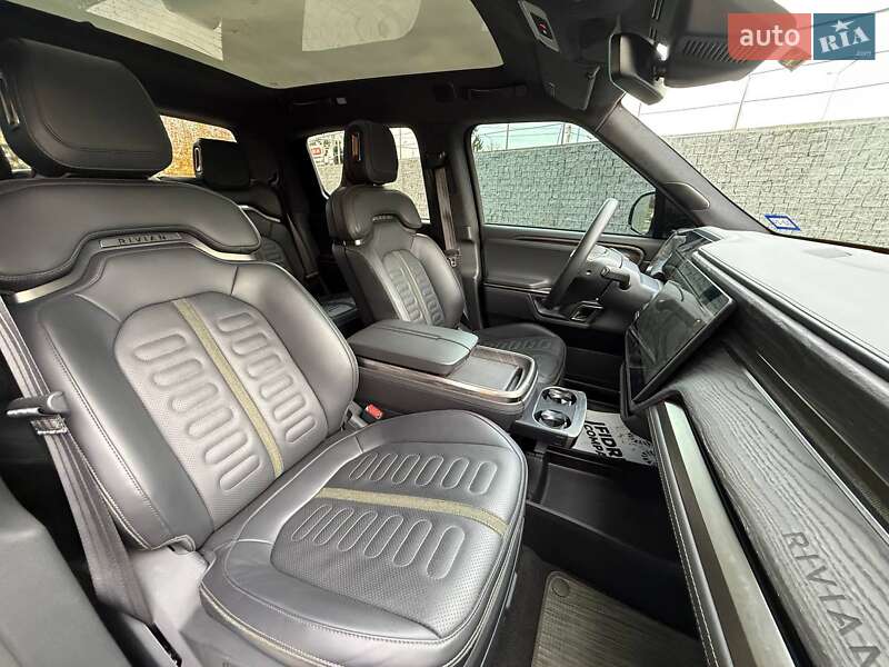 Пикап Rivian R1T 2023 в Луцке фото 14 Пикап Rivian R1T 2023 в Луцке
