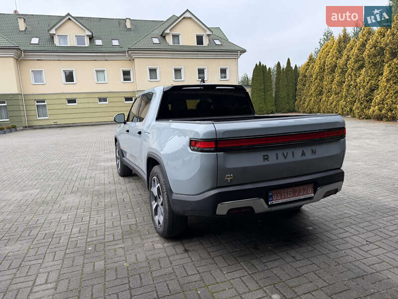 Пікап Rivian R1T 2022 в Львові