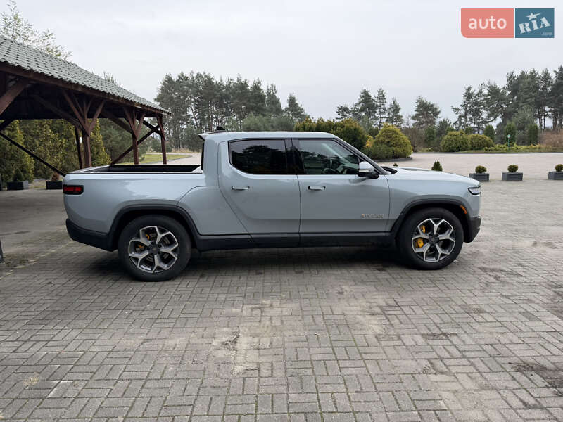 Пікап Rivian R1T 2022 в Львові