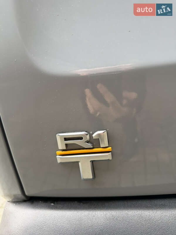 Пікап Rivian R1T 2022 в Львові