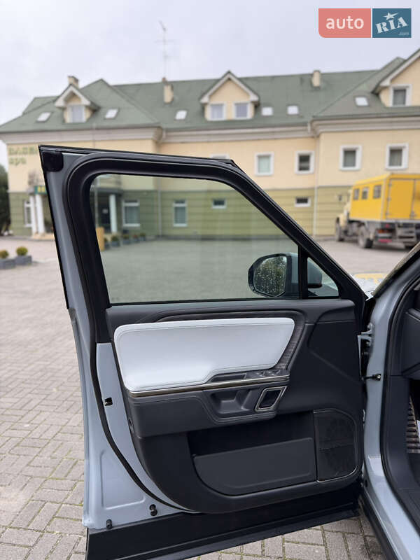 Пікап Rivian R1T 2022 в Львові