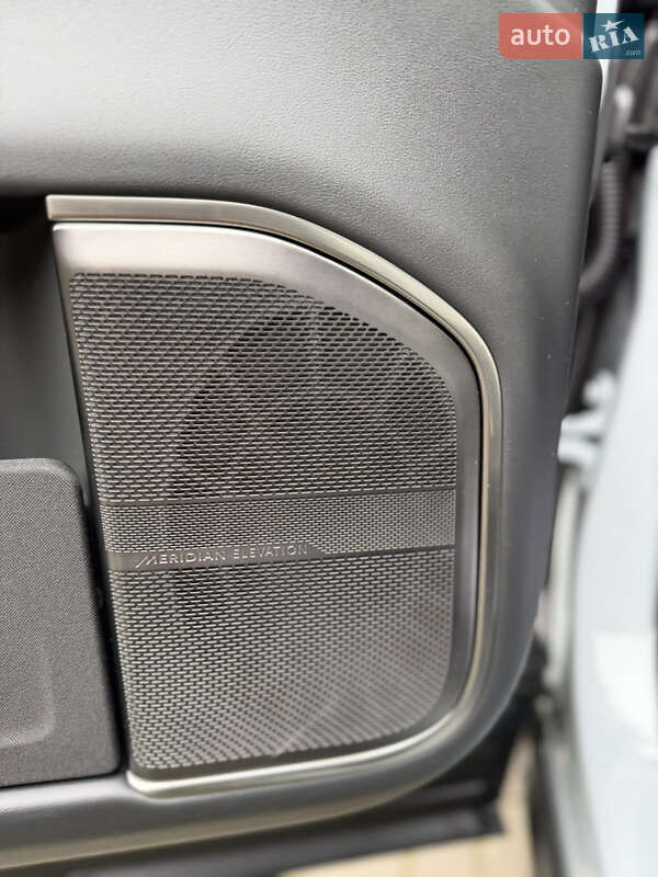 Пікап Rivian R1T 2022 в Львові