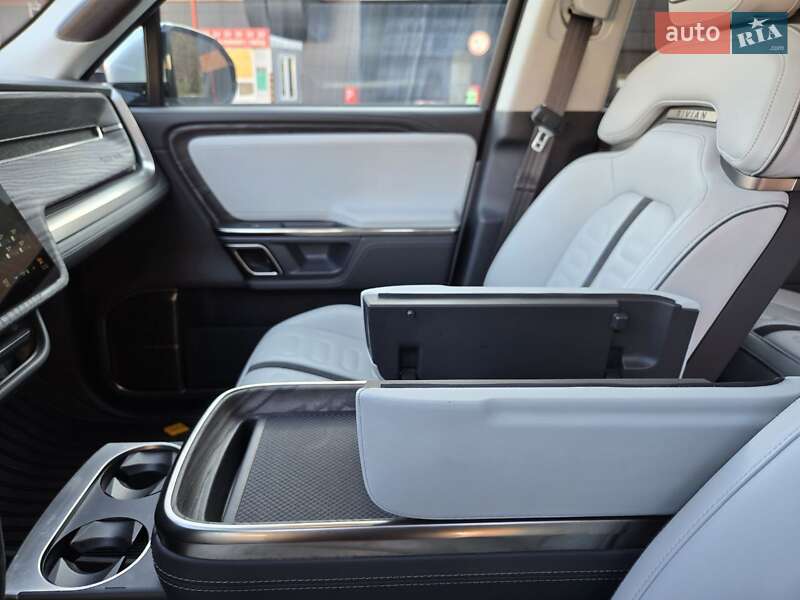 Пікап Rivian R1T 2022 в Києві