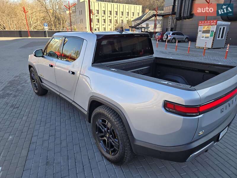Пікап Rivian R1T 2022 в Києві