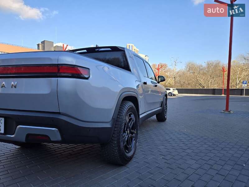 Пікап Rivian R1T 2022 в Києві