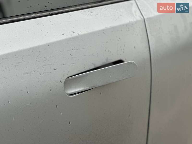 Пикап Rivian R1T 2022 в Луцке фото 36 Пикап Rivian R1T 2022 в Луцке