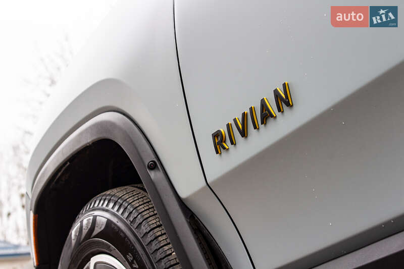 Пикап Rivian R1T 2023 в Львове